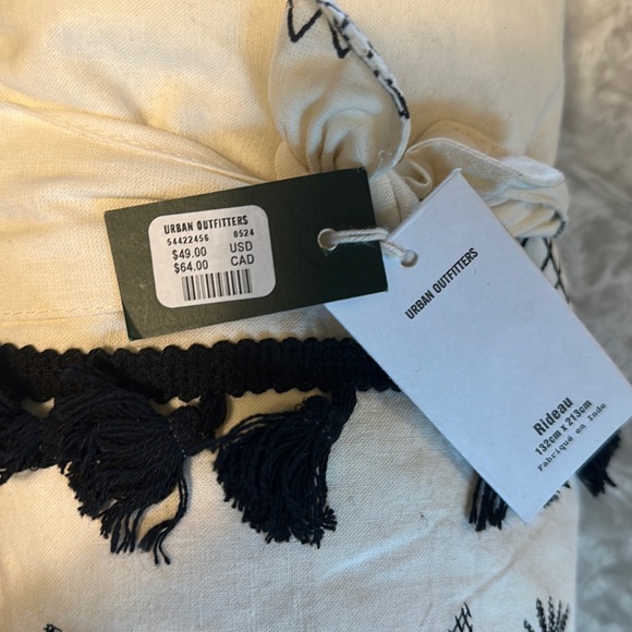 NWT Urban Outfitters Brenna Curtain Panel - Picture 5 of 5